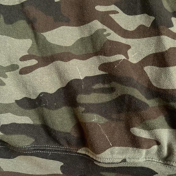 “Sub_urban Riot: Indoorsy Camo Sweatshirt size XS” - Picture 8 of 10
